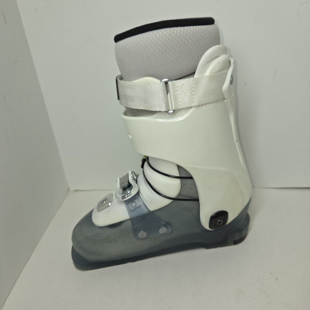 Dalbello Storm Ski Boots Womens Sz 7 White Made in Italy Skiing Snowing Snow - Picture 11 of 16